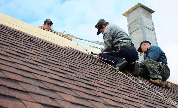 Hire Licensed Roofing Contractors in Silver Spring