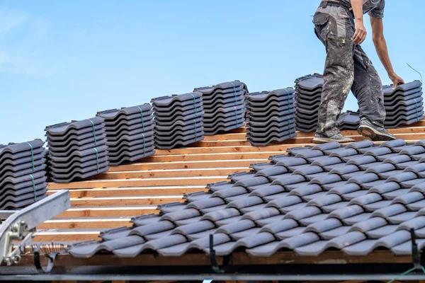 One-Click Roof Replacement Estimates for Your Area