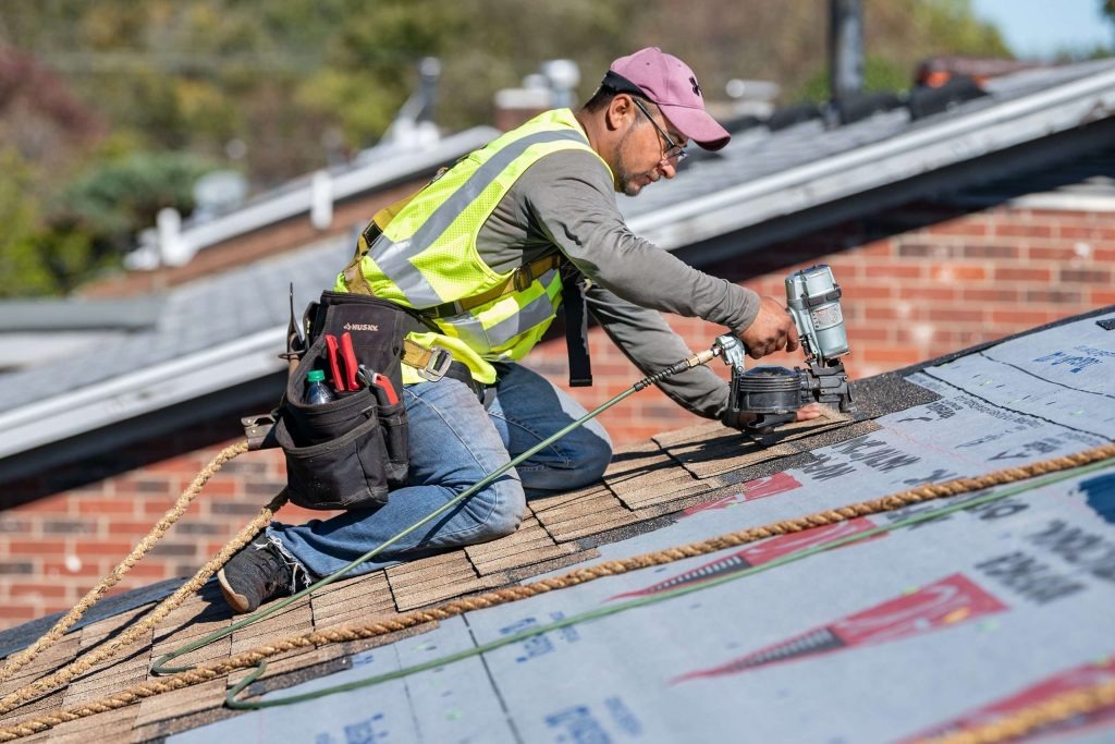 What to Know Before Hiring a Roof Replacement Company in Otsego