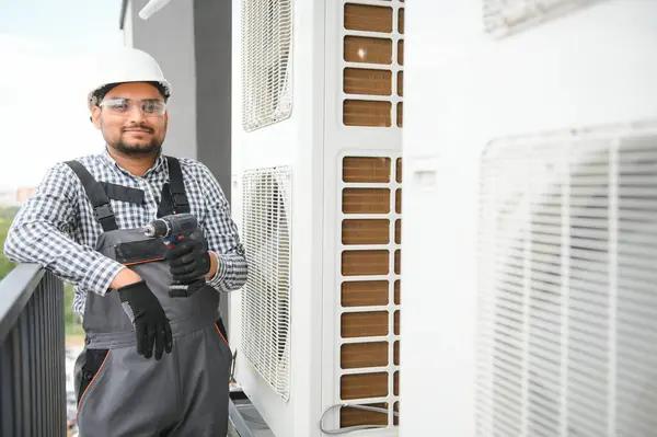 The Cost-Saving Benefits of Routine HVAC Service