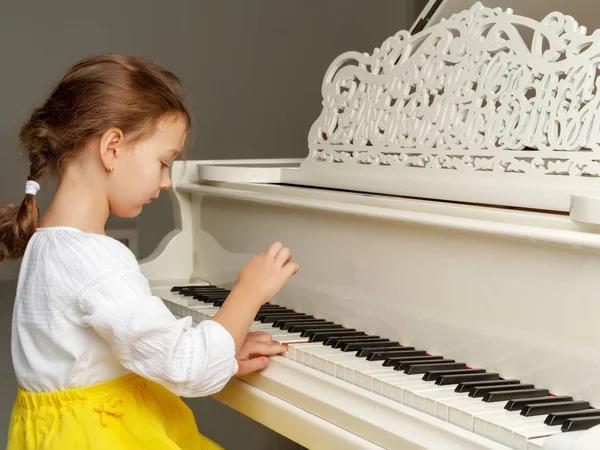 Transform Your Skills With Piano Lessons